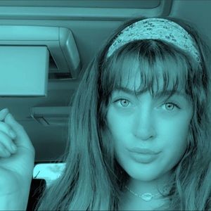 Meet your Posher, Mikayla